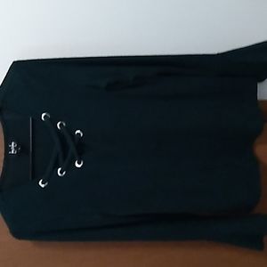 Women's by & by brand criss cross bell sleeve sweater. Dark green. Medium